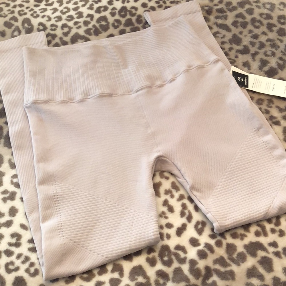 Avocado High Waisted Yoga Legging Dusty Rose Lavender Medium Lightweight - Picture 7 of 16